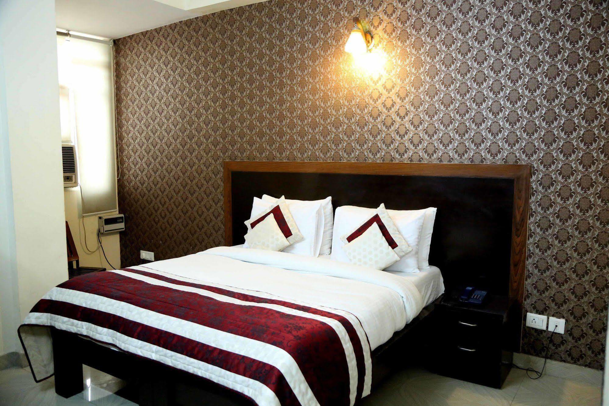 Treebo Green View, Noida Indirapuram Exteriör bild